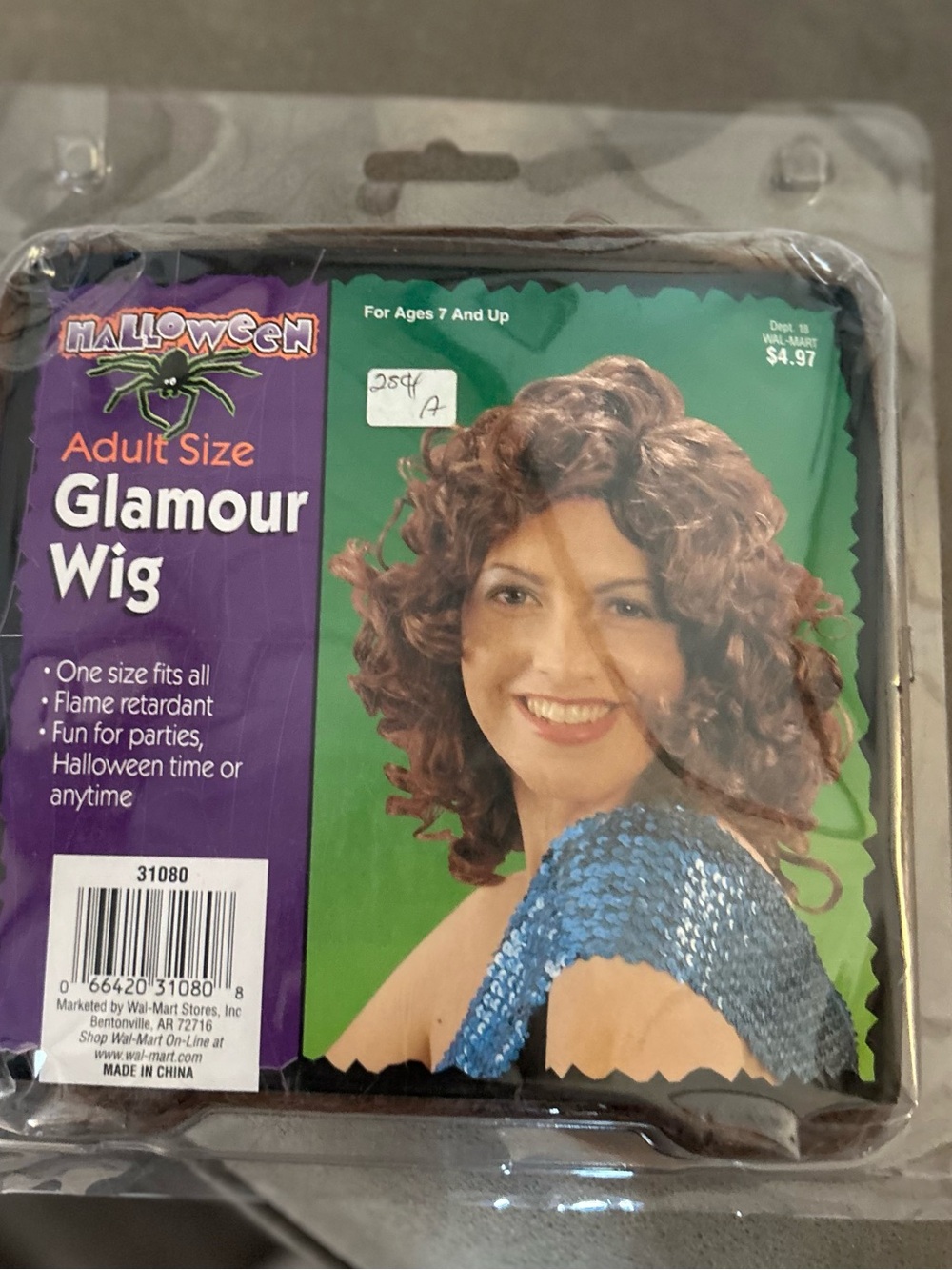 50%offw❤️unopened package of a brown, curly "Adult Glamour Wig" Halloween
